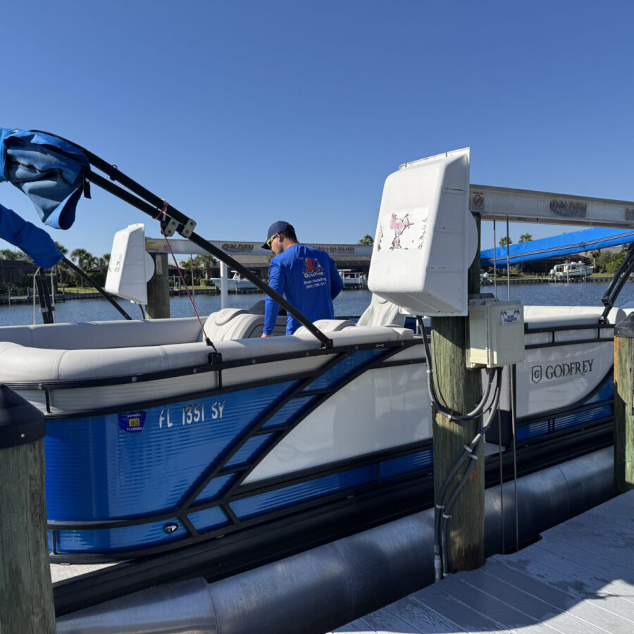 pontoon detailing sarasota